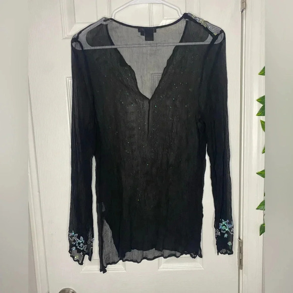 Venus sheer blouse - Picture 10 of 10
